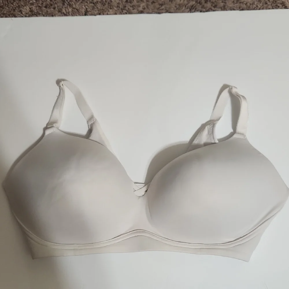Torrid Curve Women's White Bra 360 Back Smoothing Wire Free Push Up Plunge